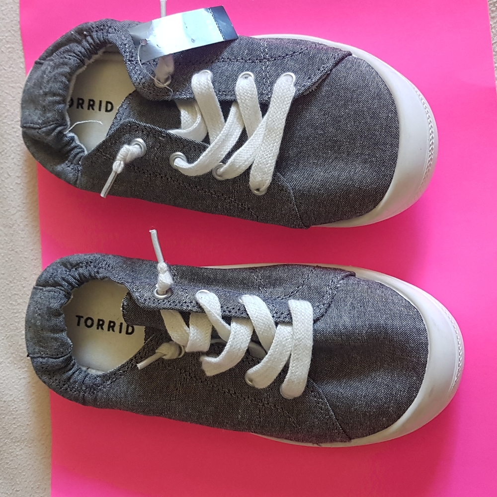 Shoes torrd size 7
